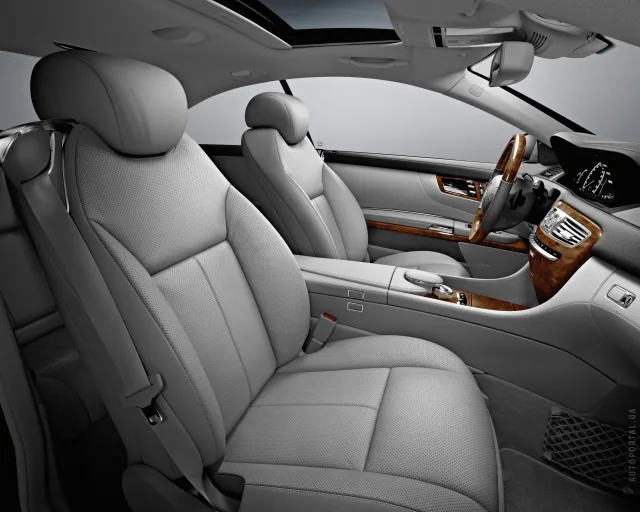 Mercedes-Benz CL-Class 2011 купе — 6