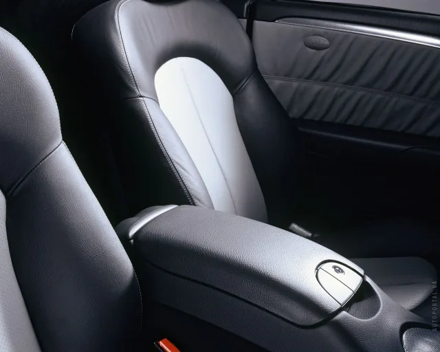 Mercedes-Benz CLK 320 CDI MT — 4