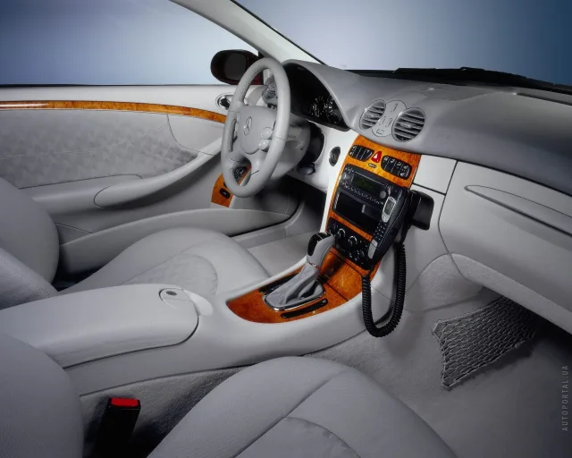Mercedes-Benz CLK 320 CDI MT — 2