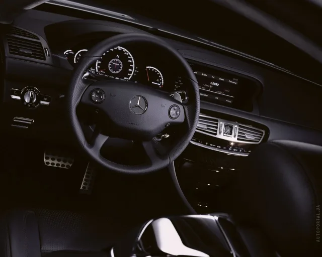 Mercedes-Benz CL 65 AMG AT — 16