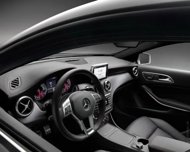 Mercedes-Benz A-Class A200 MT — 11