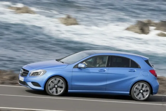 Mercedes-Benz A-Class A200 MT — 19