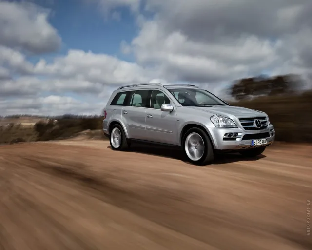 Mercedes-Benz GL 350 CDI AT 4MATIC — 8