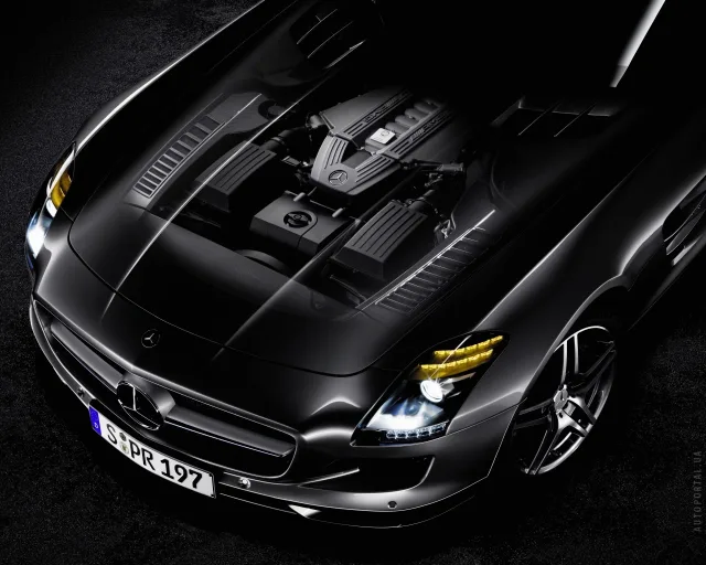 Mercedes-Benz SLS AMG (Мерседес Бенц СЛС АМГ) спорткар — 20
