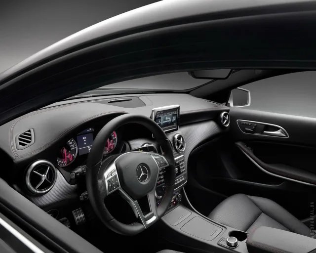 Mercedes-Benz A-Class A200 MT — 6
