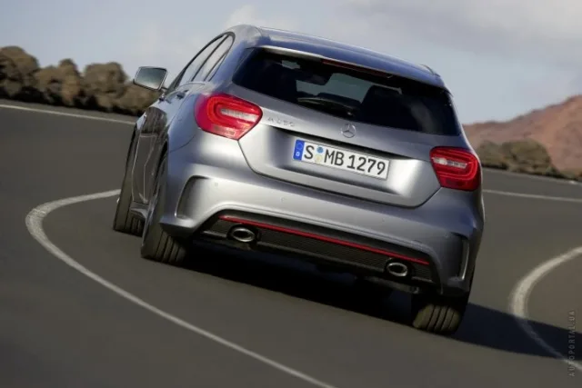 Mercedes-Benz A-Class A200 MT — 14