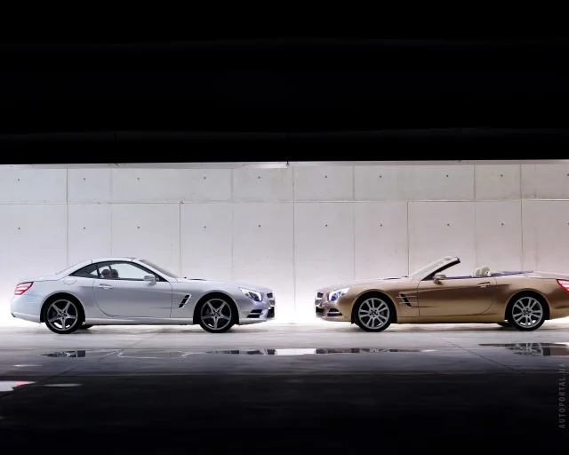 Mercedes-Benz SL-Class coupe convertible — 22