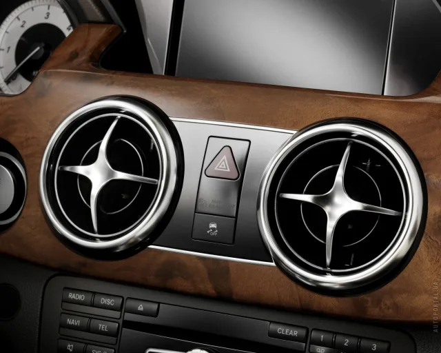 Mercedes-Benz GLK 220 CDI AT 4MATIC BlueEFFICIENCY — 11