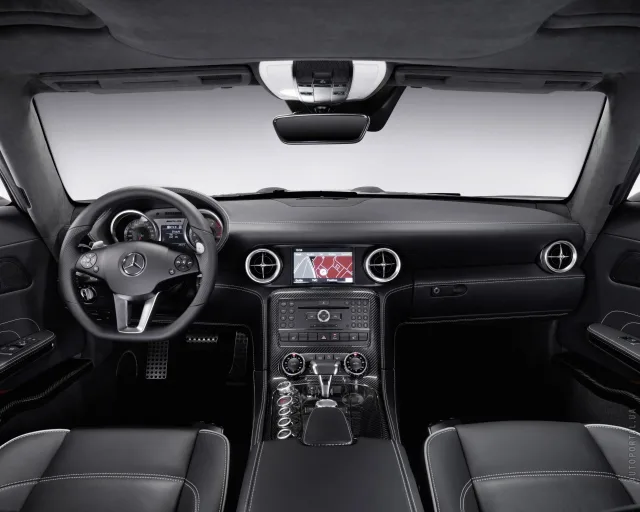 Mercedes-Benz SLS AMG (Мерседес Бенц СЛС АМГ) спорткар — 8