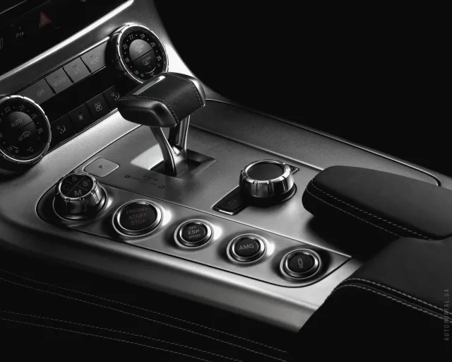 Mercedes-Benz SLS AMG (Мерседес Бенц СЛС АМГ) спорткар — 2