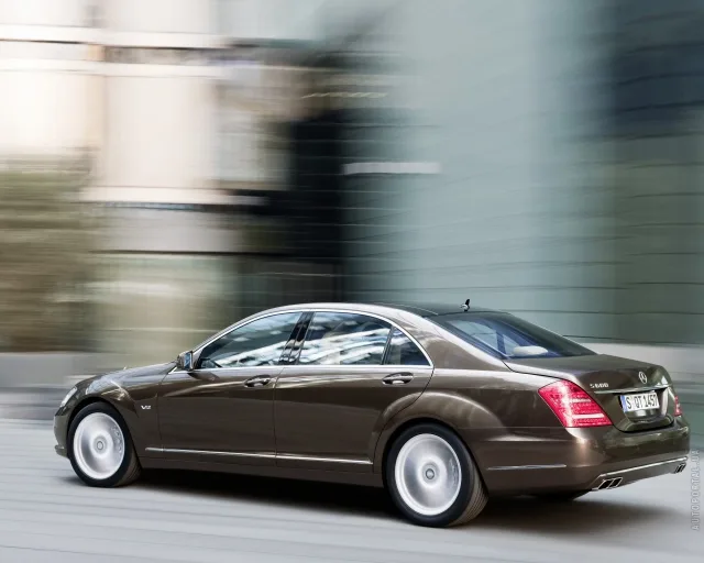Mercedes-Benz S 250 CDI AT — 25