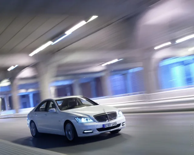 Mercedes-Benz S 250 CDI AT — 22