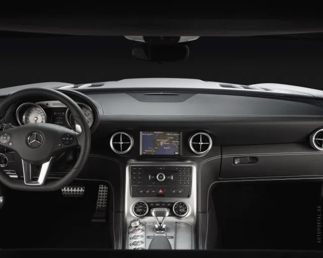 Mercedes-Benz SLS AMG (Мерседес Бенц СЛС АМГ) спорткар — 11