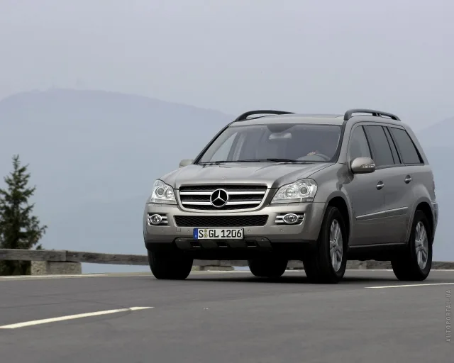 Mercedes-Benz GL-Class 2006 (Мерседес Бенц ГЛ-Класс) внедорожник — 17