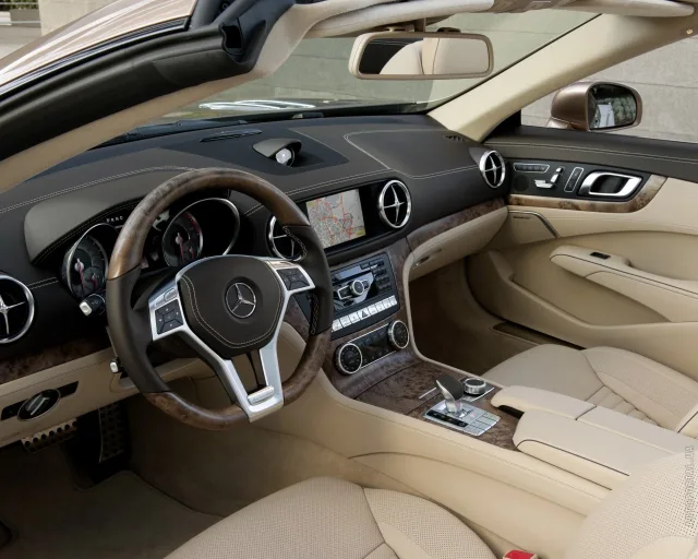 Mercedes-Benz SL-Class coupe convertible — 4