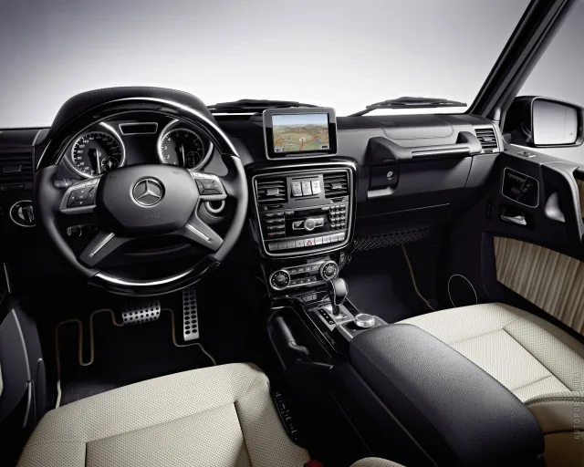 Mercedes-Benz G 500 AT 4x4 — 2