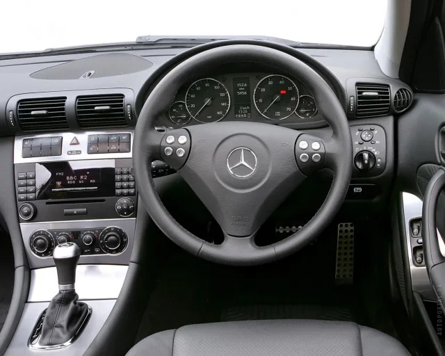Mercedes-Benz C 220 CDI — 3
