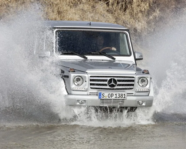 Mercedes-Benz G 500 AT 4x4 — 14