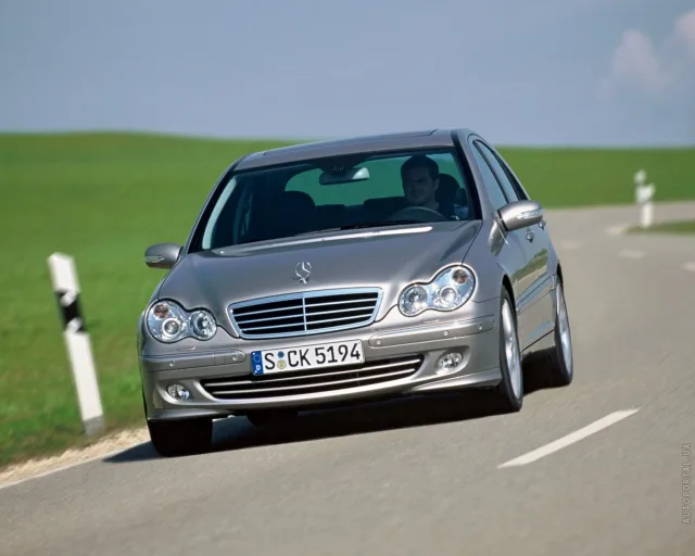 Mercedes-Benz C 220 CDI — 19