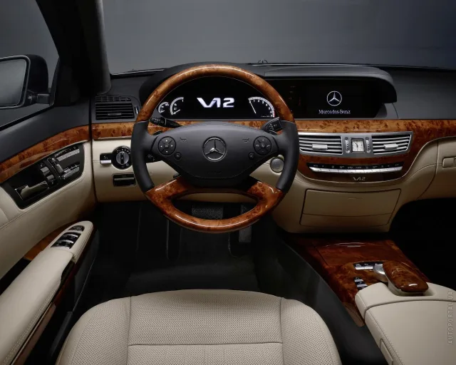 Mercedes-Benz S 250 CDI AT — 7