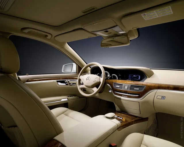 Mercedes-Benz S 250 CDI AT — 8