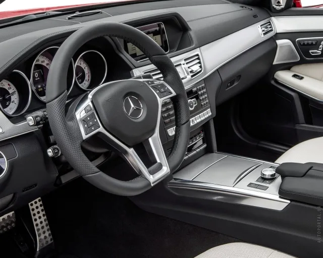 Mercedes-Benz E-Class Wagon 2013 (Мерседес Бенц Е-Класс Вагон) универсал — 3