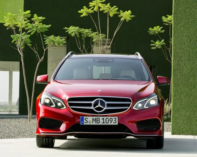 Mercedes-Benz E-Class Wagon 2013 (Мерседес Бенц Е-Класс Вагон) универсал — 9