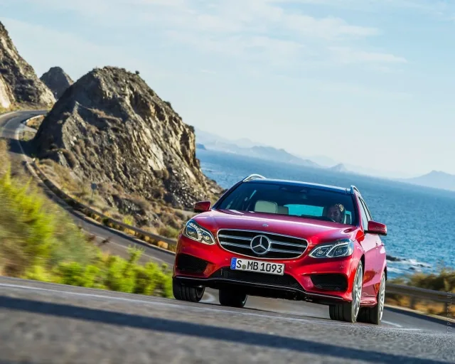 Mercedes-Benz E-Class Wagon 2013 (Мерседес Бенц Е-Класс Вагон) универсал — 17