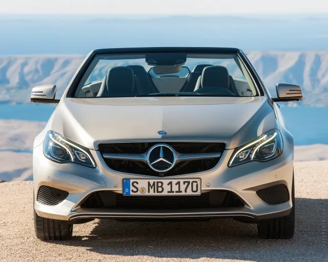 Mercedes-Benz E-Class Cabriolet 2013 (Мерседес Бенц Е-Класс Кабриолет) кабриолет — 9