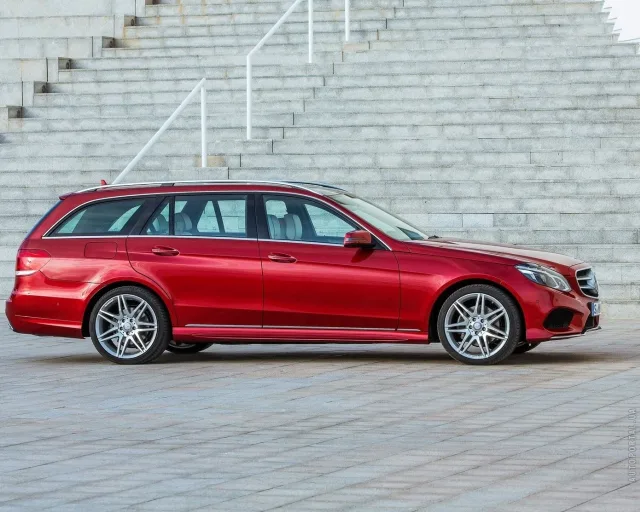 Mercedes-Benz E-Class Wagon 2013 (Мерседес Бенц Е-Класс Вагон) универсал — 6