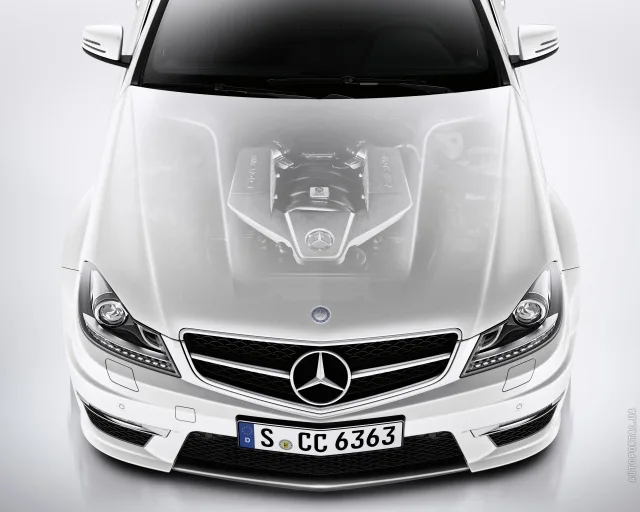 Mercedes-Benz C-Class Coupe C350 AT — 16