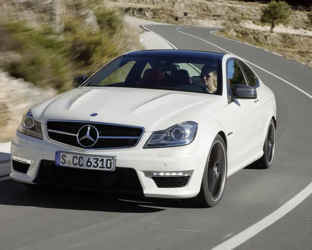 Mercedes-Benz C-Class Coupe C350 AT — 24