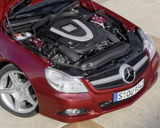 Mercedes-Benz SL-Class 2008 coupe convertible — 2