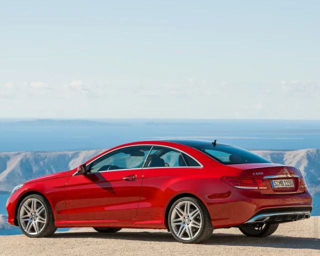 Mercedes-Benz E-Class Coupe 2013 coupe — 4