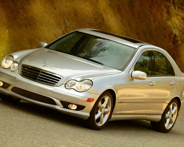 Mercedes-Benz C 220 CDI — 16