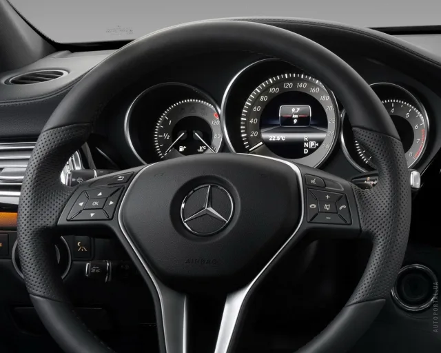 Mercedes-Benz CLS Shooting Brake 2011 (Мерседес Бенц ЦЛС Шутинг Брейк) универсал — 20