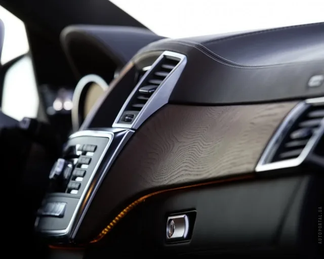 Mercedes-Benz GL-Class 2012 позашляховик — 5