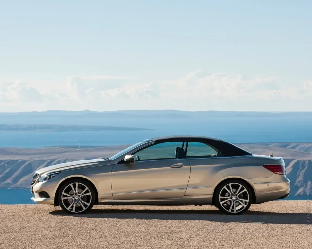 Mercedes-Benz E-Class Cabriolet 2013 (Мерседес Бенц Е-Класс Кабриолет) кабриолет — 10