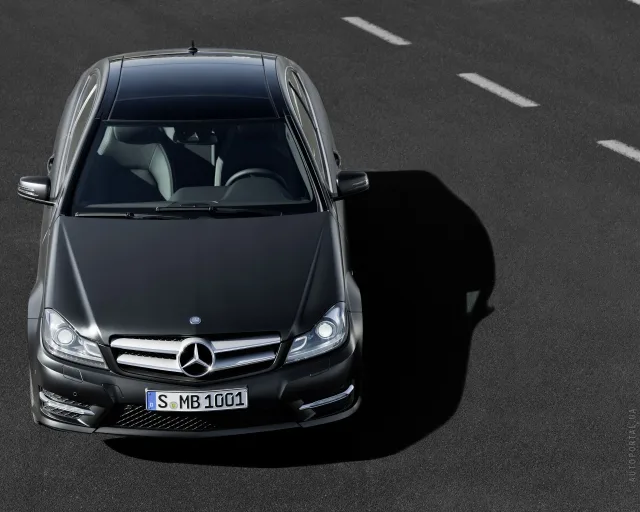 Mercedes-Benz C-Class Coupe C350 AT — 18