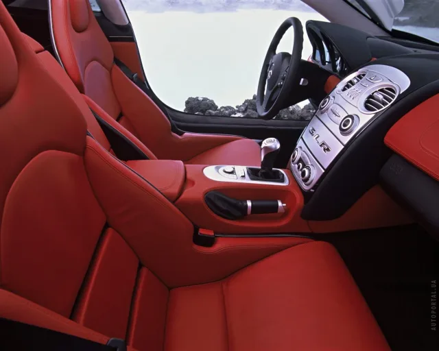 Mercedes-Benz SLR-Class coupe — 9