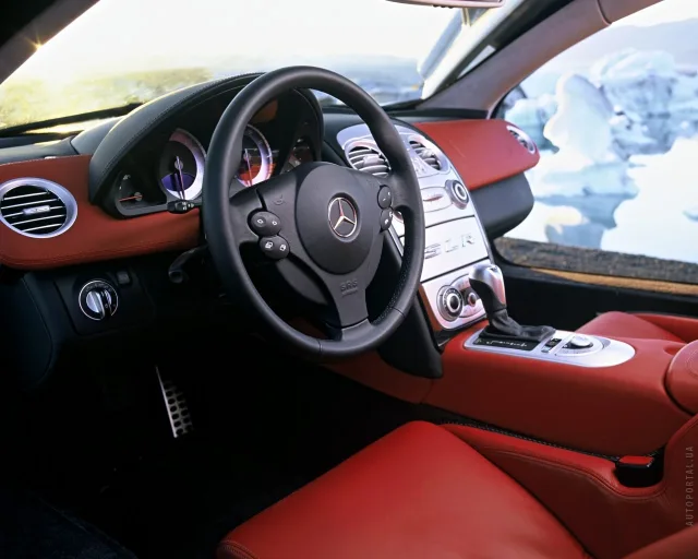 Mercedes-Benz SLR-Class coupe — 6
