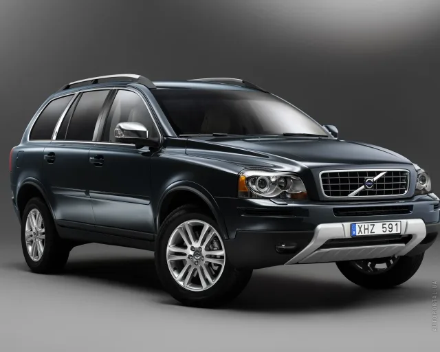 Volvo XC90 2.4D MT Kinetic — 24