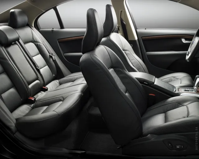 Volvo S80 седан — 12