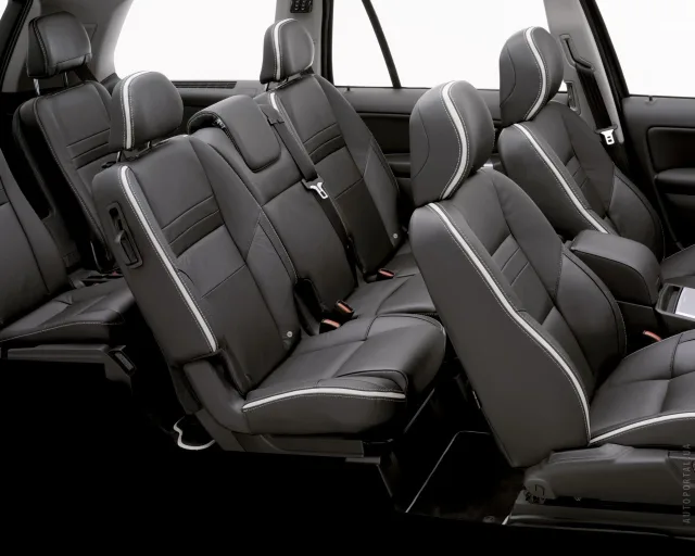 Volvo XC90 2.4D MT Kinetic — 2