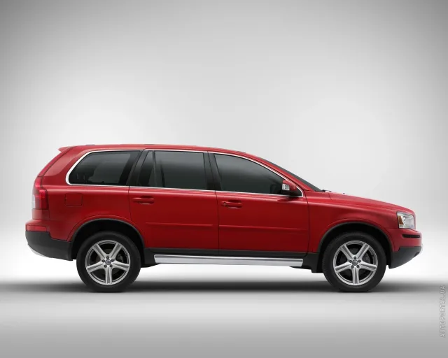 Volvo XC90 2.4D MT Kinetic — 18