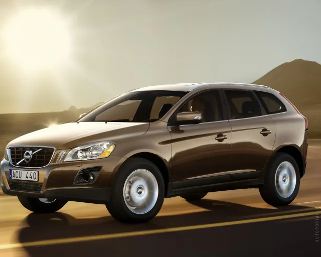 Volvo XC60 2008 кросовер — 22