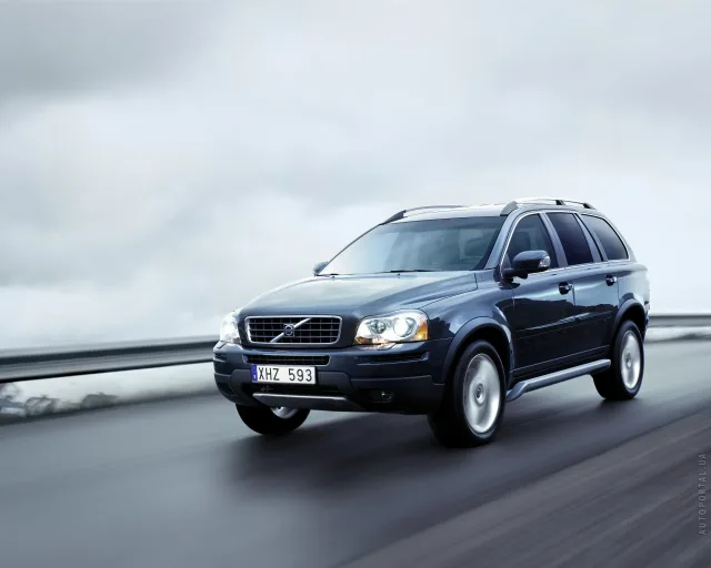 Volvo XC90 2.4D MT Kinetic — 15