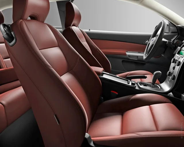 Volvo C30 2010 хетчбек — 12