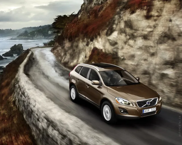 Volvo XC60 2008 кросовер — 24