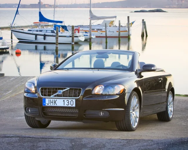 Volvo C70 2,4D AT Summum — 12